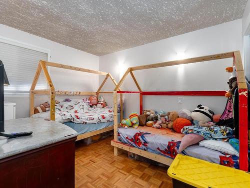 5216 146 Avenue, Edmonton, AB - Indoor Photo Showing Bedroom