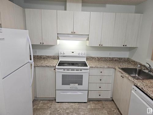 407 14808 26 Street, Edmonton, AB - Indoor Photo Showing Kitchen