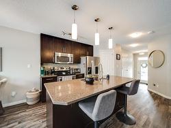 1733 CHAPMAN Way  Edmonton, AB T6W 2E8