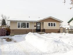 15008 60 Street  Edmonton, AB T5A 1Z5