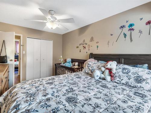 347 Northgate Terrace Nw, Edmonton, AB - Indoor Photo Showing Bedroom