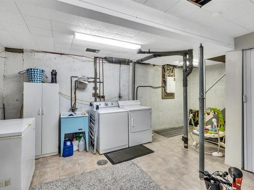 347 Northgate Terrace Nw, Edmonton, AB - Indoor Photo Showing Laundry Room