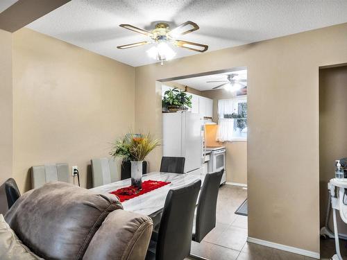 347 Northgate Terrace Nw, Edmonton, AB - Indoor Photo Showing Dining Room