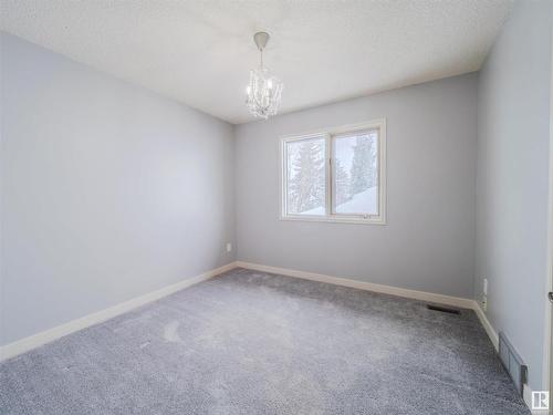 228 Whiston Road, Edmonton, AB - Indoor Photo Showing Other Room