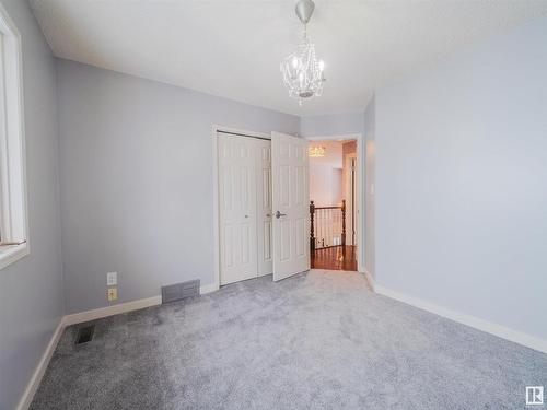 228 Whiston Road, Edmonton, AB - Indoor Photo Showing Other Room