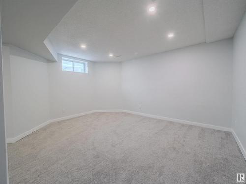 228 Whiston Road, Edmonton, AB - Indoor Photo Showing Other Room