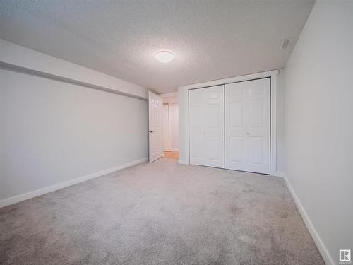 228 Whiston Road, Edmonton, AB - Indoor Photo Showing Other Room