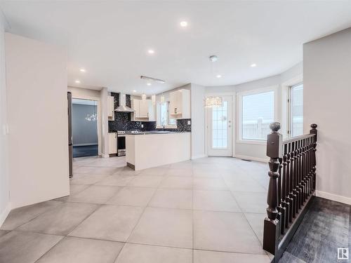 228 Whiston Road, Edmonton, AB - Indoor Photo Showing Kitchen