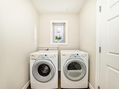 2674 Anderson Crescent, Edmonton, AB - Indoor Photo Showing Laundry Room