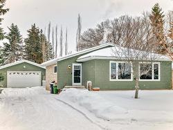 1141 72 Street NW  Edmonton, AB T6K 3L7