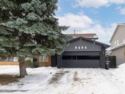 9404 173 Street  Edmonton, AB T5T 3K8