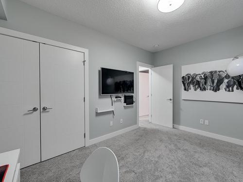 1311 Hainstock Way, Edmonton, AB - Indoor Photo Showing Other Room