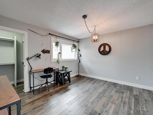 1311 Hainstock Way, Edmonton, AB - Indoor Photo Showing Other Room