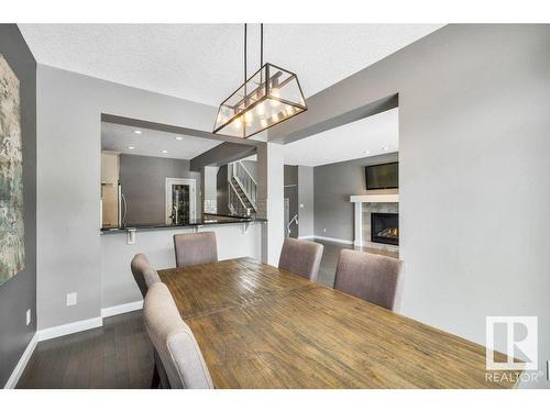 5363 Schonsee Drive, Edmonton, AB - Indoor Photo Showing Dining Room