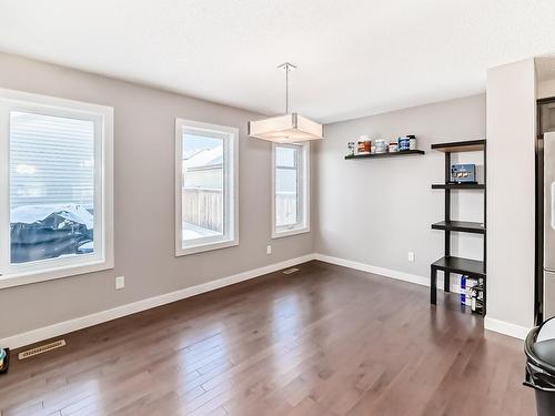 17804 6 Avenue, Edmonton, AB - Indoor Photo Showing Other Room