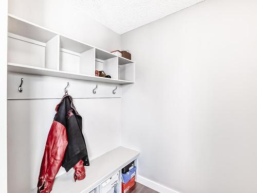 17804 6 Avenue, Edmonton, AB - Indoor With Storage