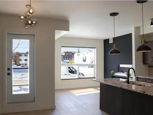 107 10523 123 Street, Edmonton, AB - Indoor Photo Showing Kitchen