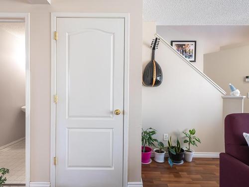 3620 22 Street, Edmonton, AB - Indoor Photo Showing Other Room