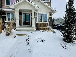 2107 DESROCHERS Drive  Edmonton, AB T6W 1A7