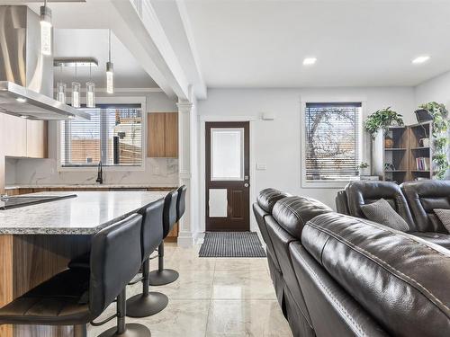 10922 96 Street, Edmonton, AB - Indoor Photo Showing Kitchen With Upgraded Kitchen