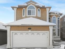 15743 95 Street  Edmonton, AB T5Z 0G1