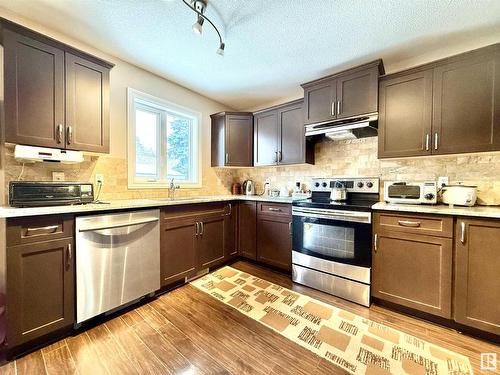 8114 79 Avenue, Edmonton, AB - Indoor Photo Showing Kitchen