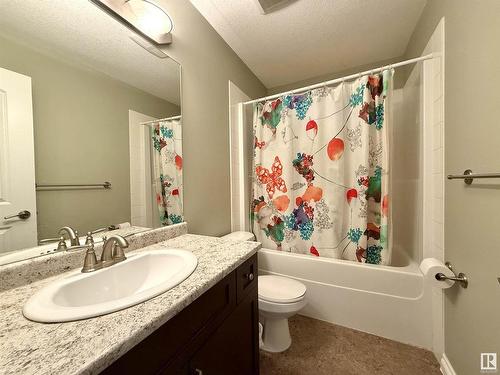 8114 79 Avenue, Edmonton, AB - Indoor Photo Showing Bathroom