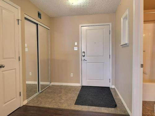 126 11325 83 Street, Edmonton, AB - Indoor Photo Showing Other Room