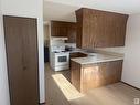 9234 179 Avenue, Edmonton, AB  - Indoor Photo Showing Kitchen With Double Sink 