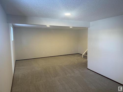 9234 179 Avenue, Edmonton, AB - Indoor Photo Showing Other Room