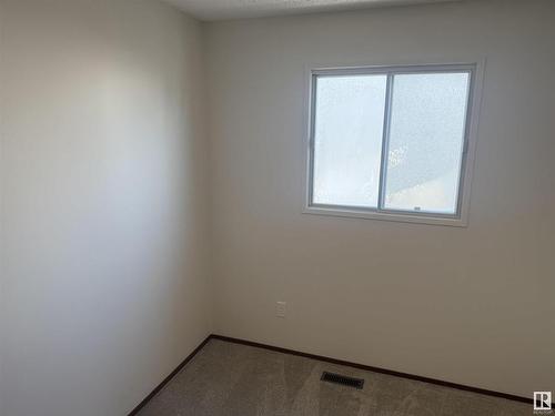 9234 179 Avenue, Edmonton, AB - Indoor Photo Showing Other Room