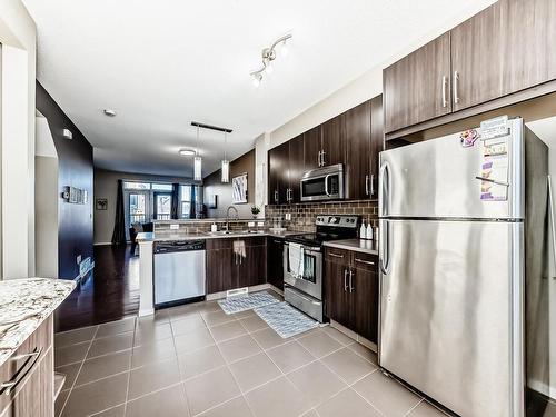 120 603 Watt Boulevard, Edmonton, AB - Indoor Photo Showing Kitchen With Stainless Steel Kitchen With Upgraded Kitchen