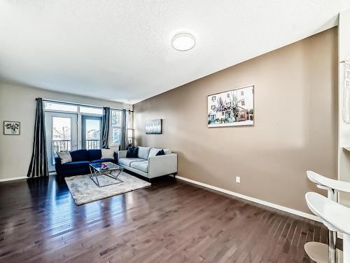 120 603 Watt Boulevard, Edmonton, AB - Indoor Photo Showing Living Room