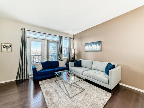 120 603 Watt Boulevard, Edmonton, AB - Indoor Photo Showing Living Room