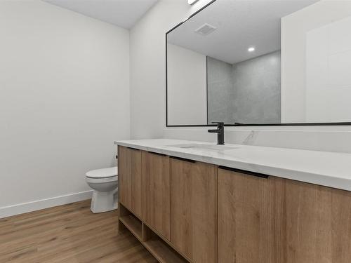 10603 81 Street, Edmonton, AB - Indoor Photo Showing Bathroom