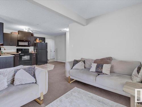 142 301 Clareview Station Drive, Edmonton, AB - Indoor Photo Showing Living Room