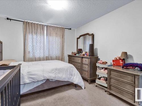 142 301 Clareview Station Drive, Edmonton, AB - Indoor Photo Showing Bedroom