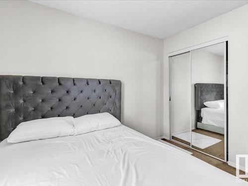 142 301 Clareview Station Drive, Edmonton, AB - Indoor Photo Showing Bedroom