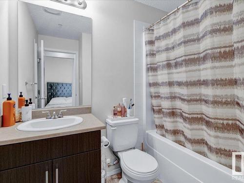 142 301 Clareview Station Drive, Edmonton, AB - Indoor Photo Showing Bathroom