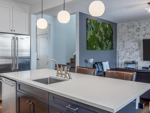 7904 Summerside Grande Boulevard, Edmonton, AB - Indoor Photo Showing Kitchen With Upgraded Kitchen