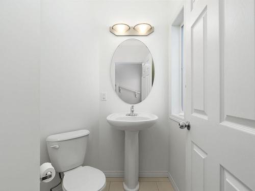 84 1623 Towne Centre Boulevard, Edmonton, AB - Indoor Photo Showing Bathroom