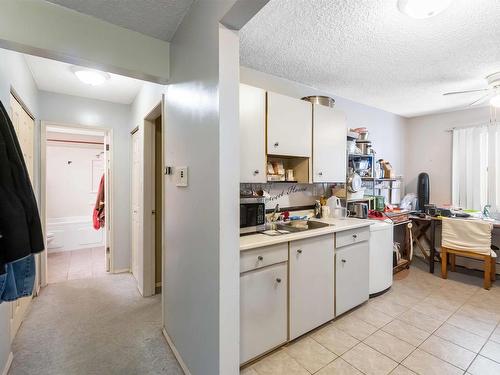 202 11907 81 Street, Edmonton, AB - Indoor Photo Showing Kitchen