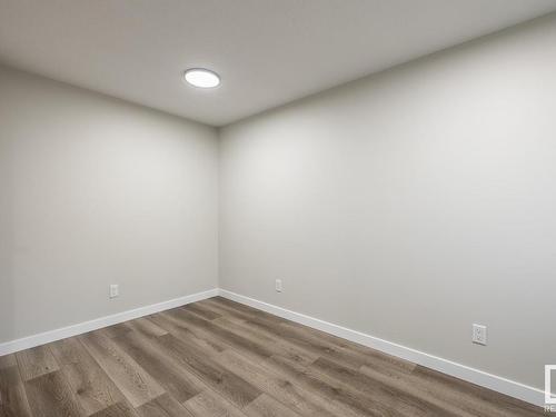 23 The Pkwy, Edmonton, AB - Indoor Photo Showing Other Room