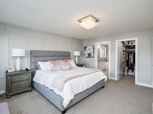 2252 Kelly Crescent, Edmonton, AB - Indoor Photo Showing Bedroom