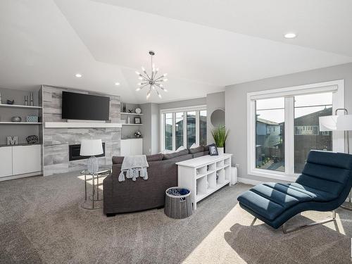 2252 Kelly Crescent, Edmonton, AB - Indoor Photo Showing Living Room With Fireplace