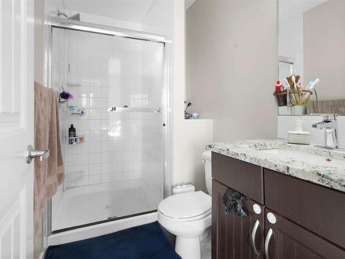 2004 32 Street, Edmonton, AB - Indoor Photo Showing Bathroom