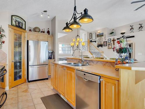 16127 76 Street, Edmonton, AB - Indoor Photo Showing Kitchen With Stainless Steel Kitchen With Double Sink