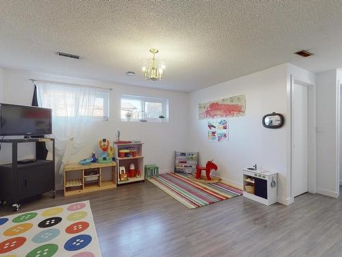 15004 88 Street, Edmonton, AB - Indoor