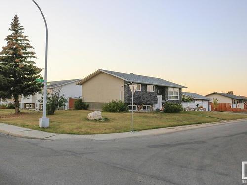 15004 88 Street, Edmonton, AB - Outdoor