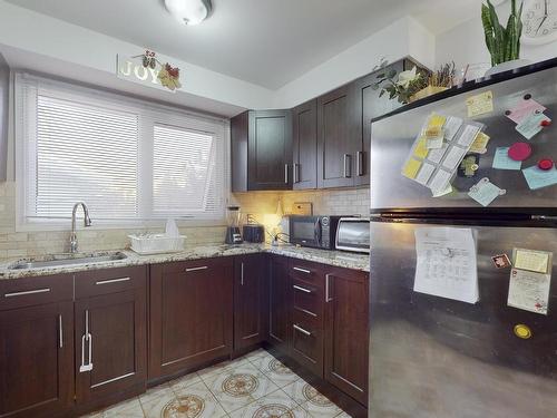 15004 88 Street, Edmonton, AB - Indoor Photo Showing Kitchen